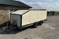 covered-twin-axle-trailer