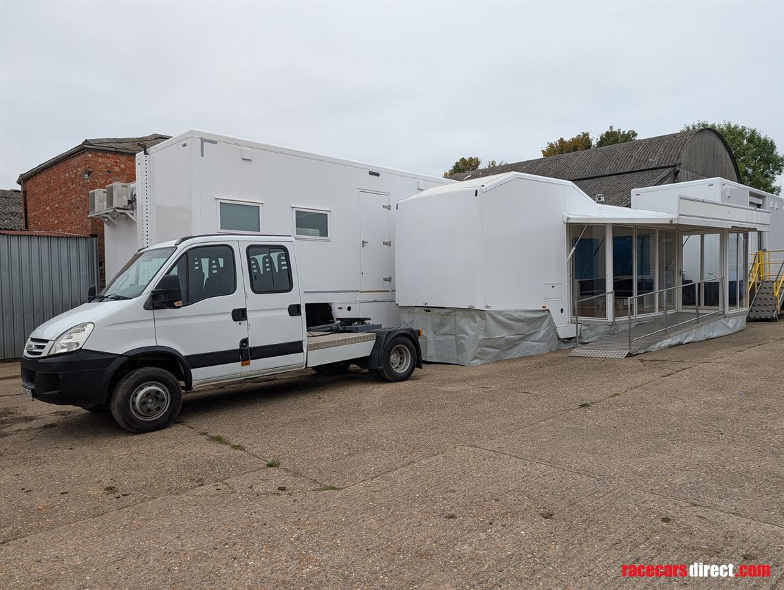 exhibition-display-trailer-iveco-tractor-unit