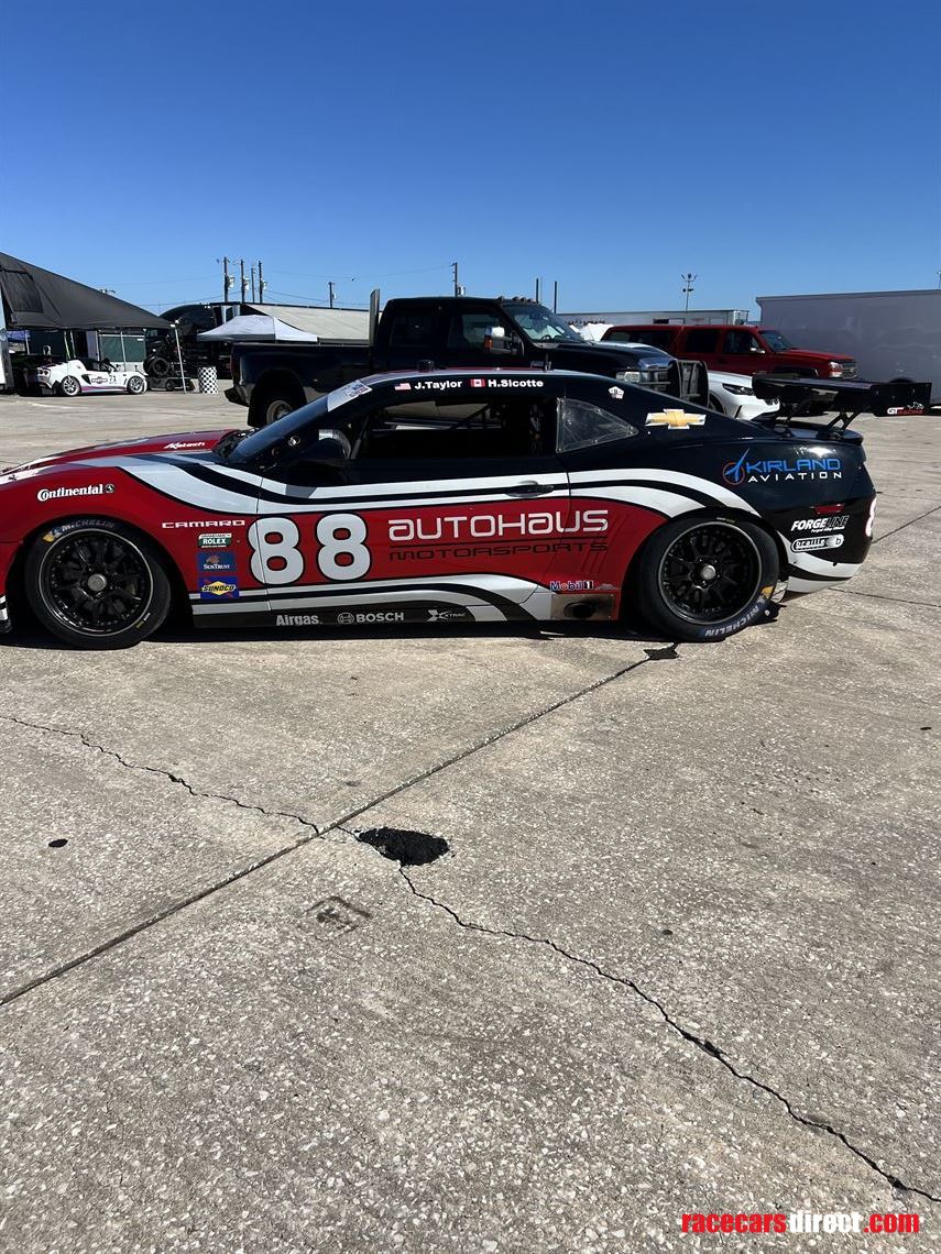 2010-pratt-miller-camaro-gtr-pmgagt-008