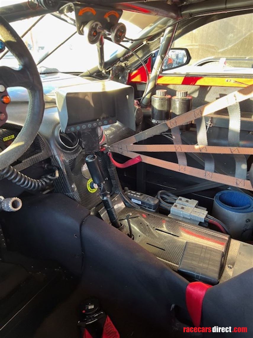 2010-pratt-miller-camaro-gtr-pmgagt-008