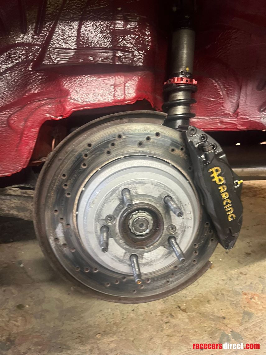 e46-m3-racetrack-car