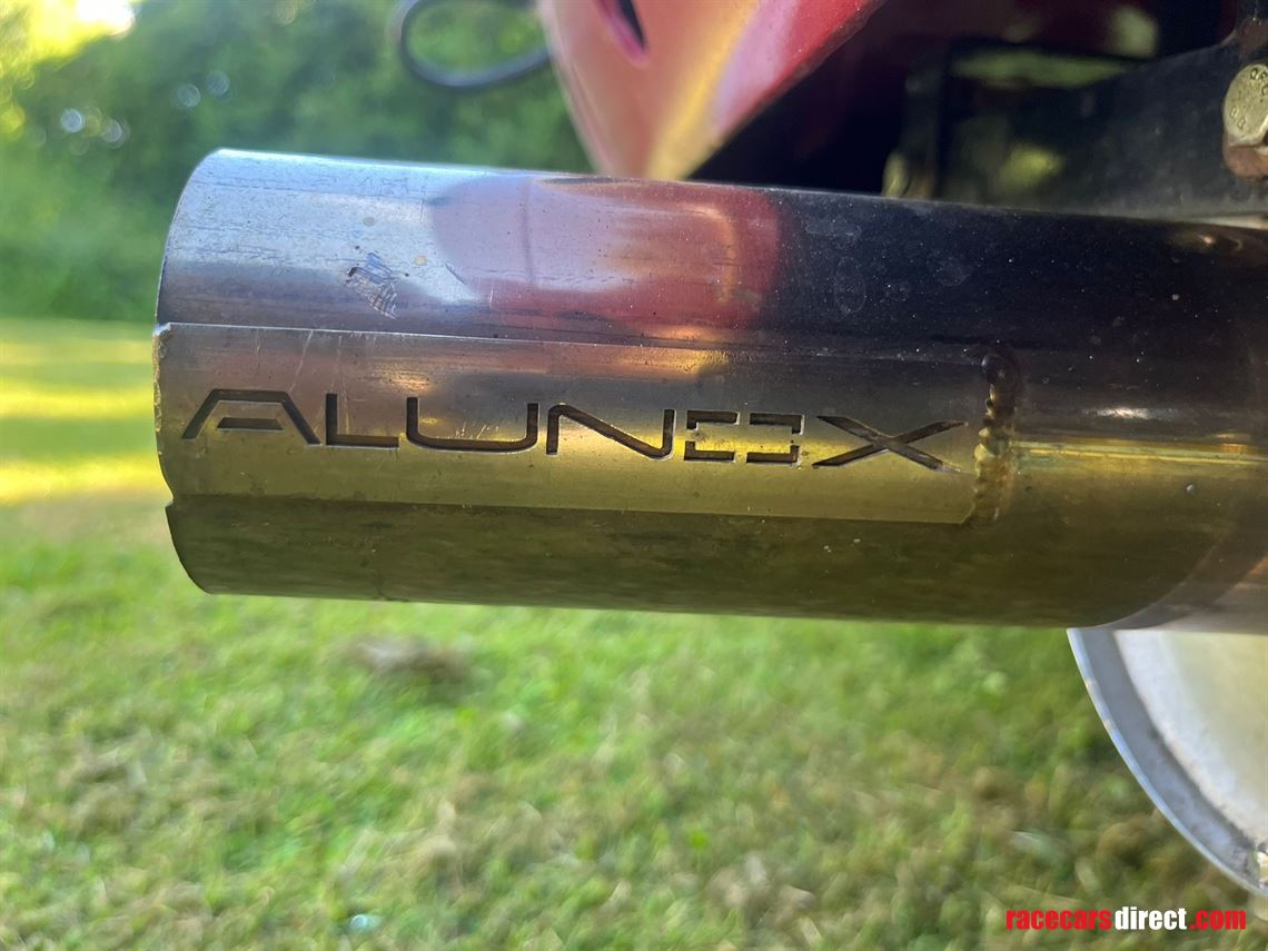 e46-m3-racetrack-car