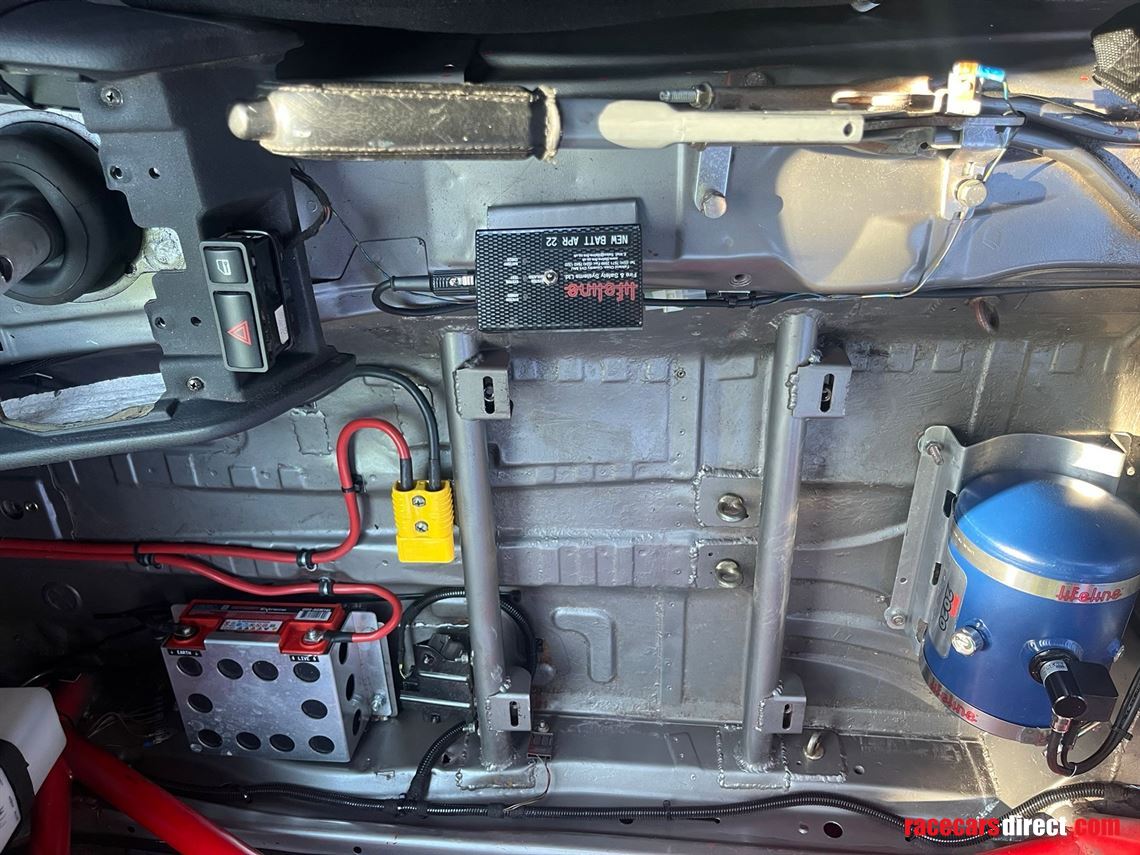 e46-m3-racetrack-car