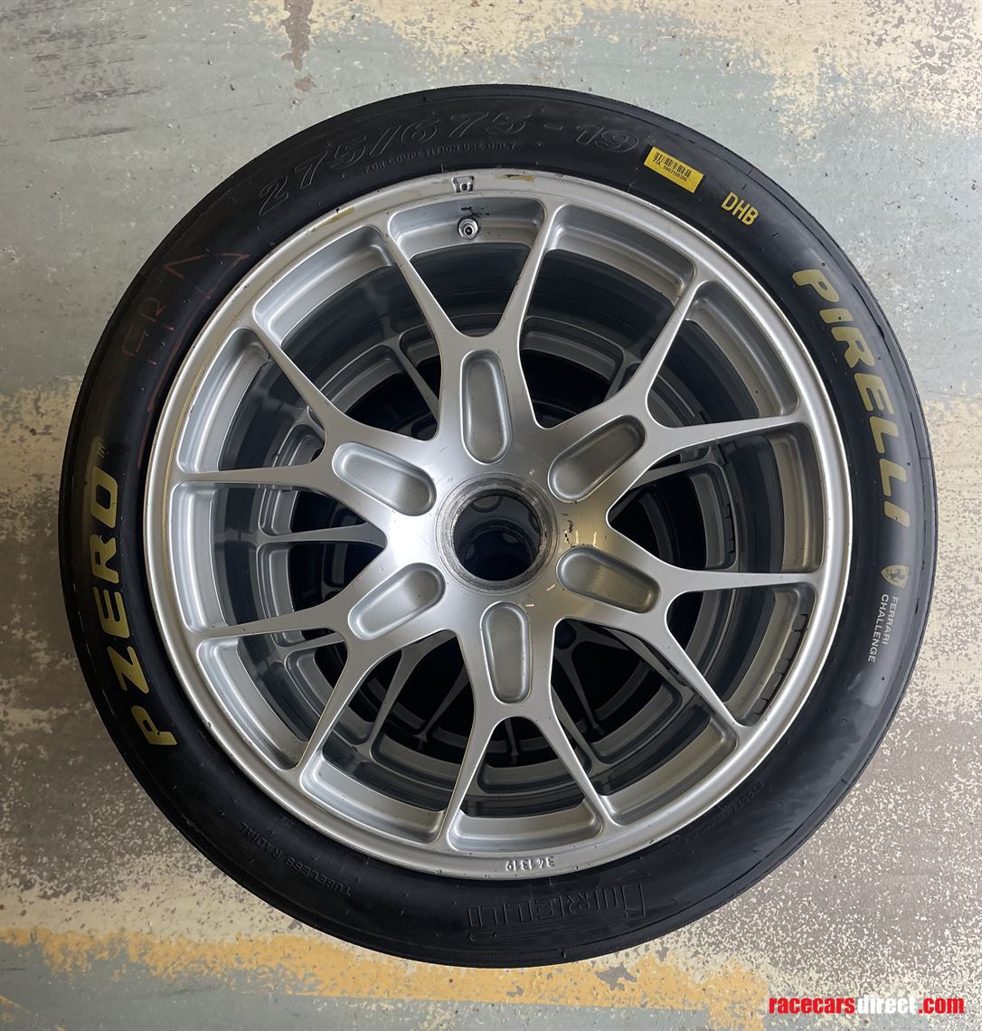 ferrari-488-challenge-wheels