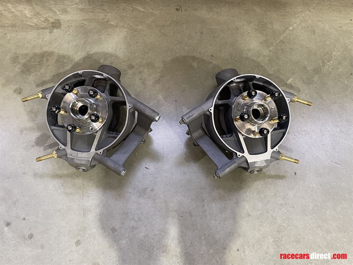 audi-tt-8j-mk2-shell-fia-homologate-tcr-parts