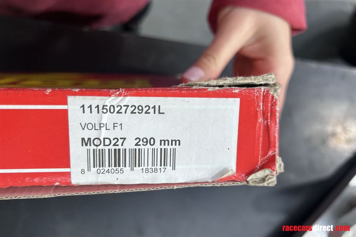 momo-steering-wheel---model-27