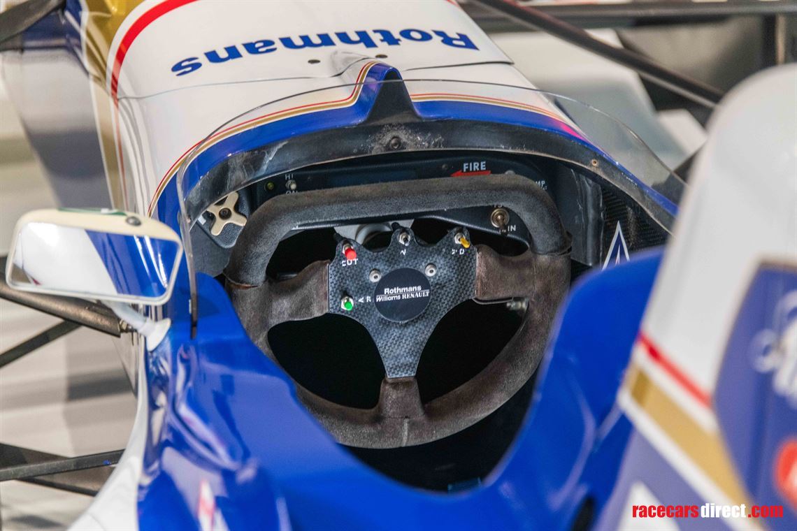 sold-f1-williams-fw1819-works-show-car