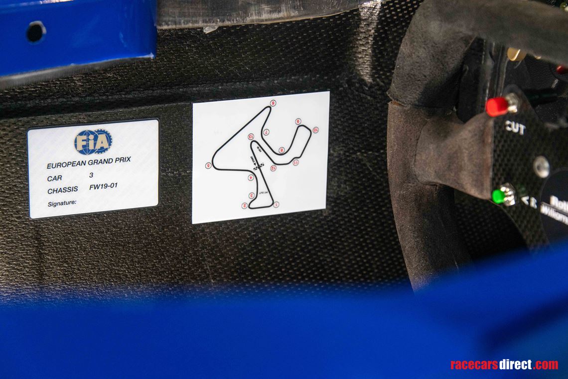 sold-f1-williams-fw1819-works-show-car