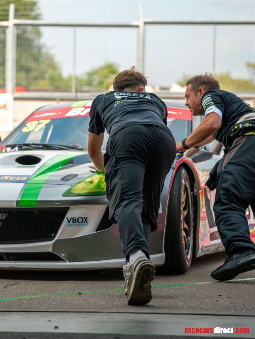 gt4-gt2-arrive-drives-available-in-26