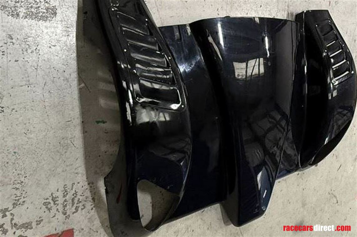 radical-sr3-rsx-front-nose-bonnet