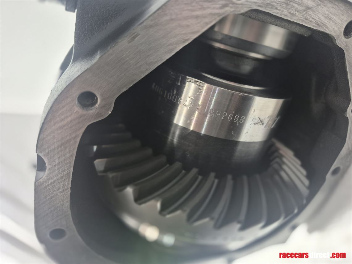 opel-omega-dtm-new-old-stock-parts