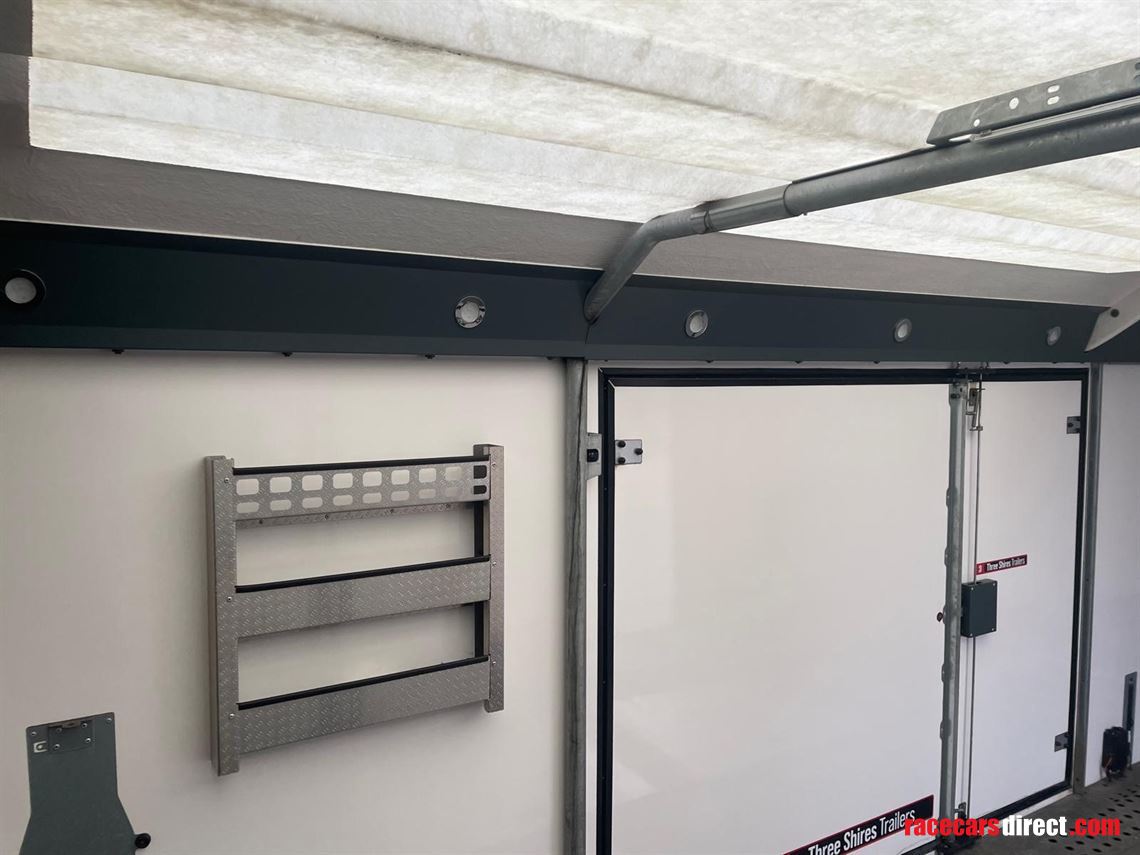 brian-james-trailers-20192020-race-transporte