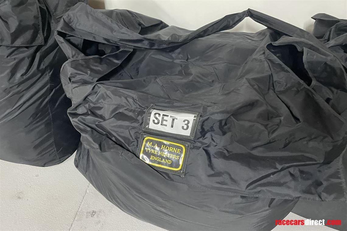 M.A. HORNE 18'' TIRE WARMER  -  SET 3