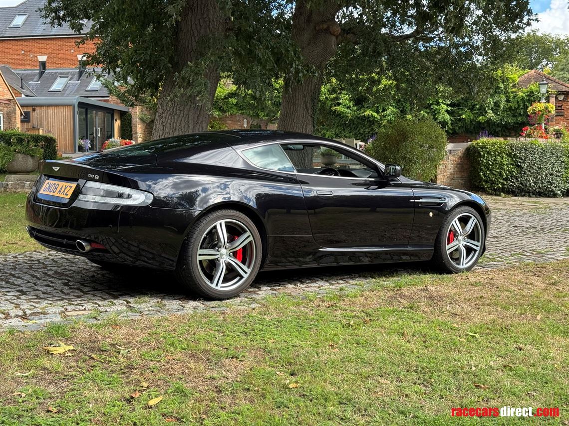 aston-martin-db9