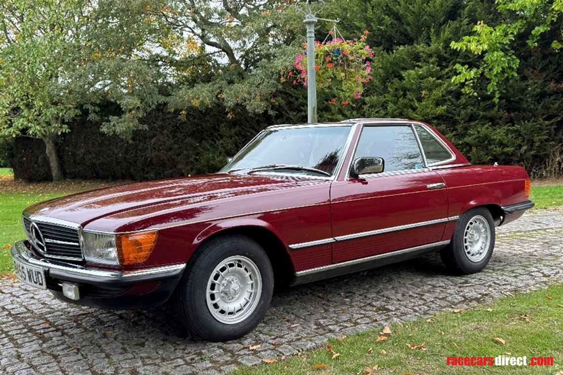 mercedes-benz-280sl-convertible