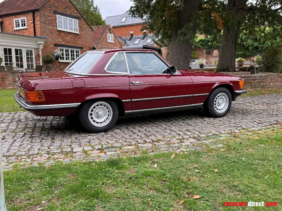 mercedes-benz-280sl-convertible