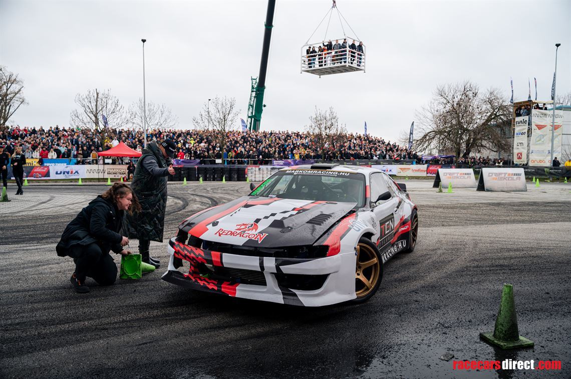 nissan-s14-2jz-pro-drifing-car