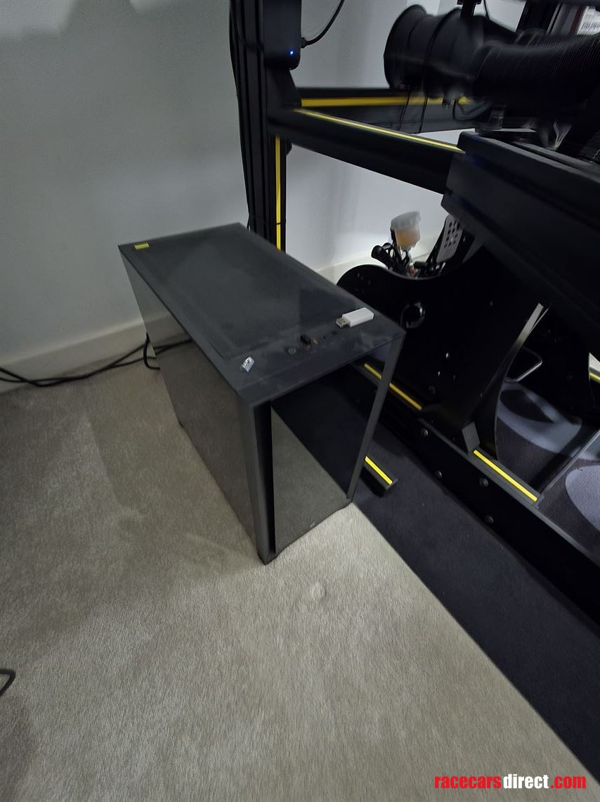 cool-performance-e-sport-racing-simulator