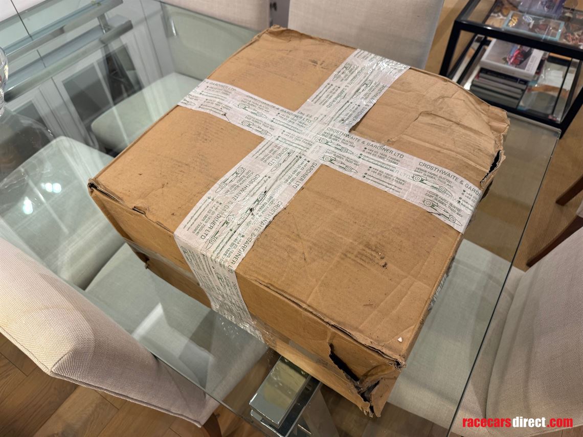 crosthwaite-gardiner-ac-cobra-halibrand-wheel