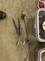 tvr-1800sgranturagriffith-200