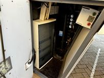 racetrailer-w-kitchen-6-bedroom-ac-full-equip