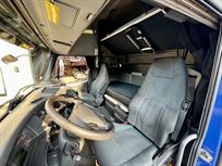 racetrailer-w-kitchen-6-bedroom-ac-full-equip