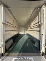 racing-trailer-hangler-ex-sauber-f1-team-is-s