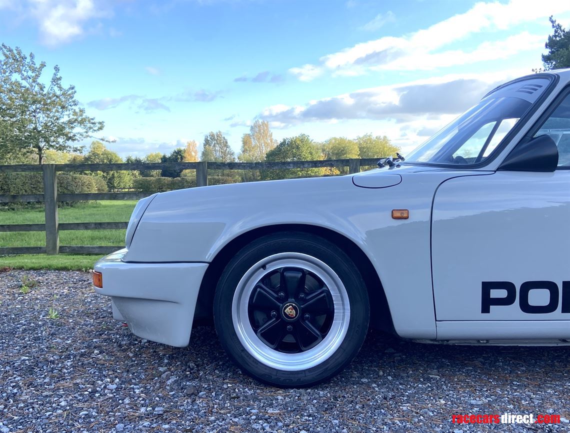 1981-porsche-911-sc---fast-roadtrack