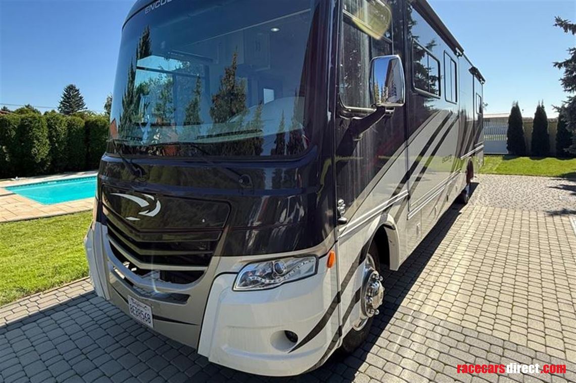 for-sale-rv-motor-home-by-ford-coachman-like