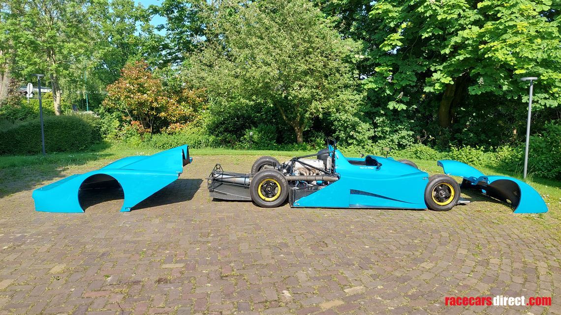 van-diemen-sports-2000-rf96-with-s2000-honda