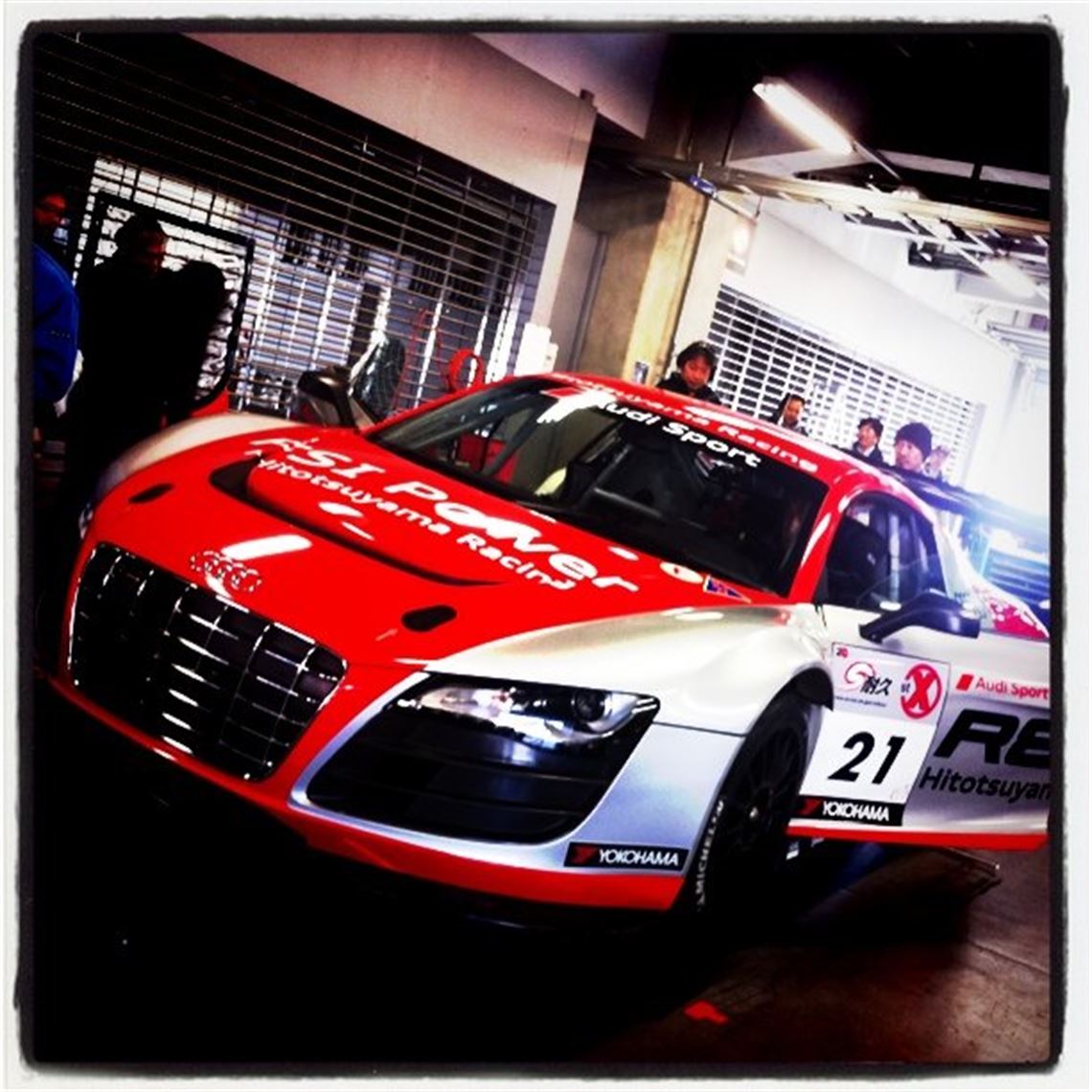 audi-r8-lms-gt3-2011