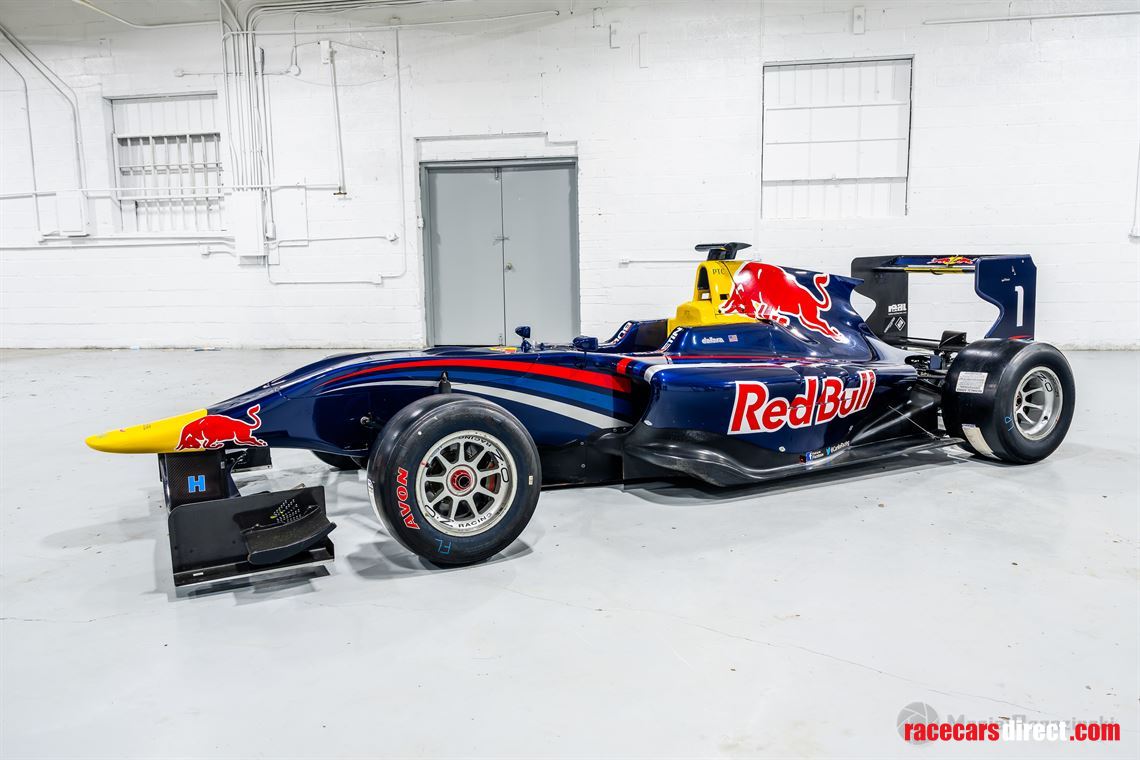 2014-dallara-gp313-w-extensive-spares-package