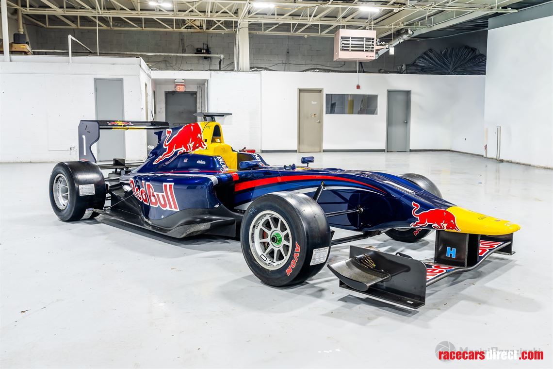 2014-dallara-gp313-w-extensive-spares-package