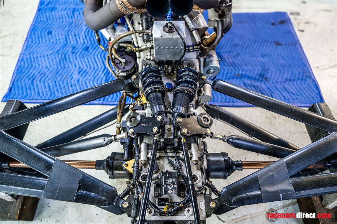 2014-dallara-gp313-w-extensive-spares-package