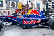 2014-dallara-gp313-w-extensive-spares-package