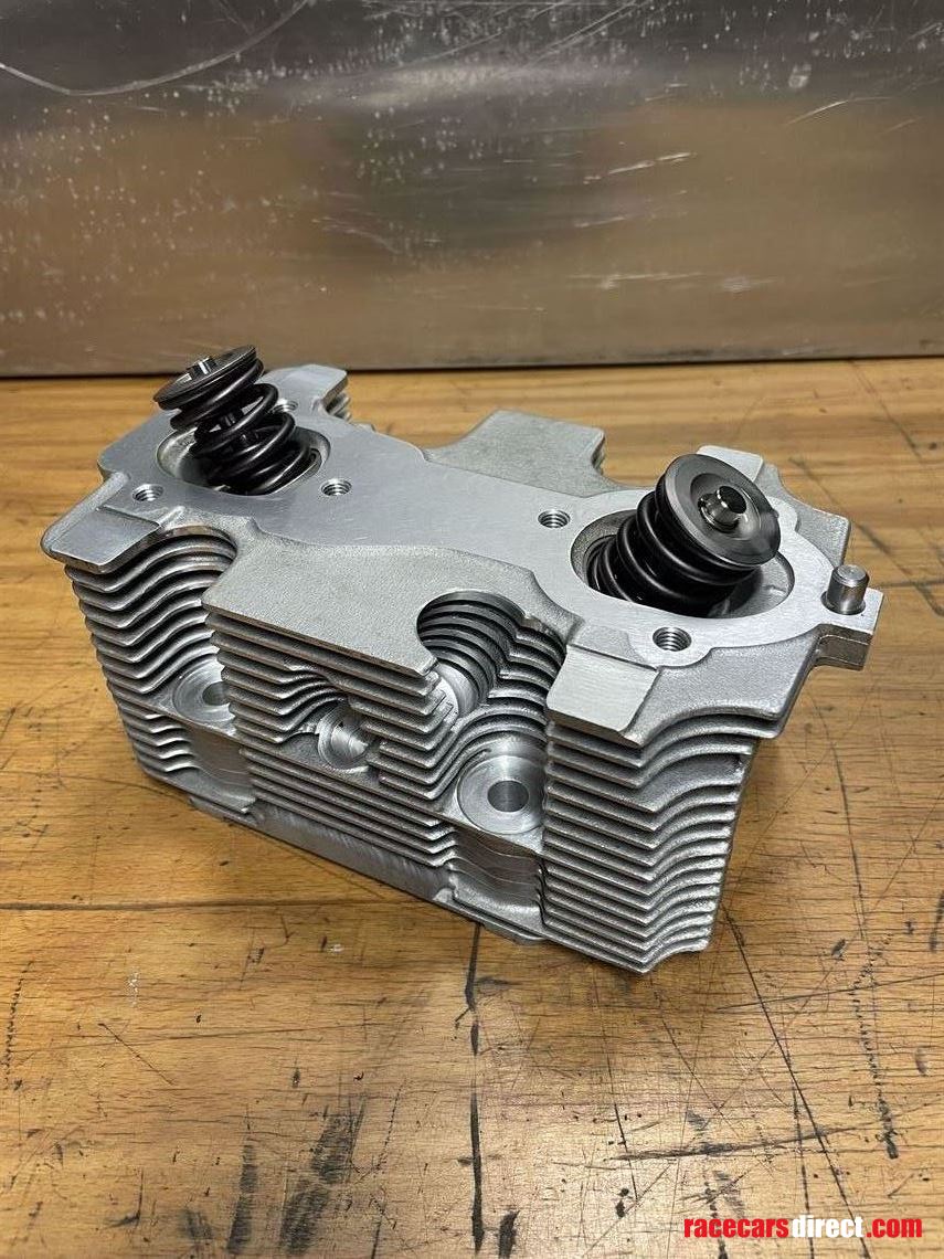 new-original-porsche-993-gt2-evo-cylinder-hea