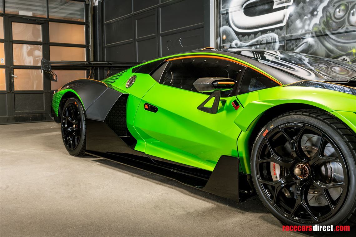 lamborghini-essenza-scv12