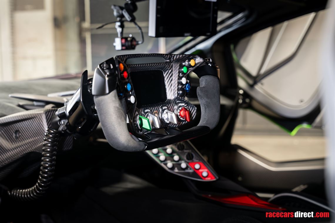 lamborghini-essenza-scv12