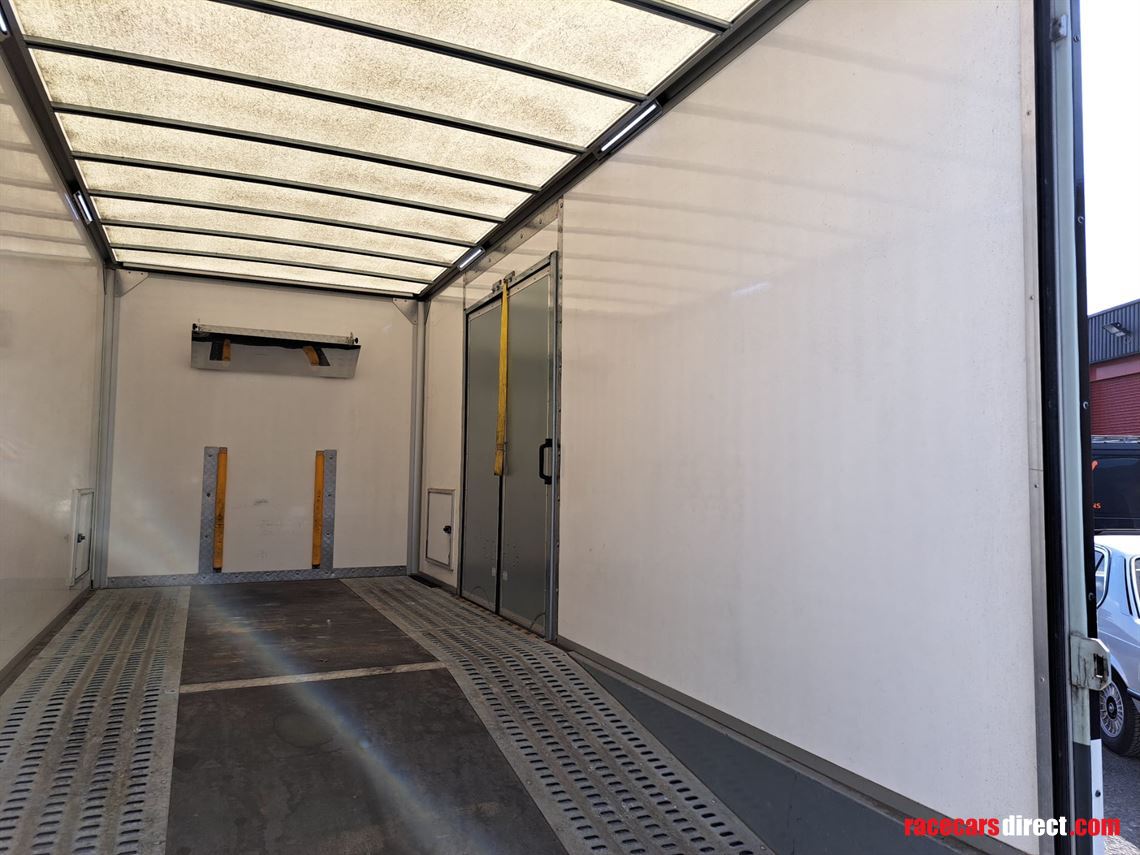 mitsubishi-canter-race-truck