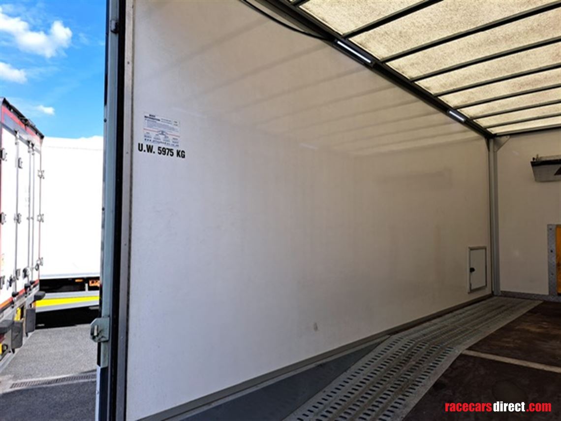 mitsubishi-canter-race-truck