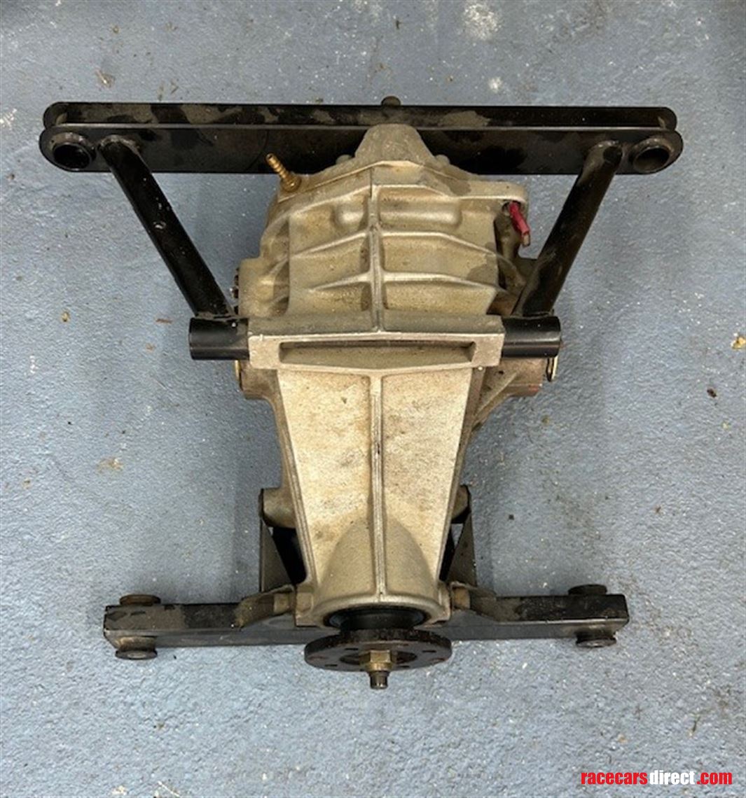 ginetta-jnr-and-trailer