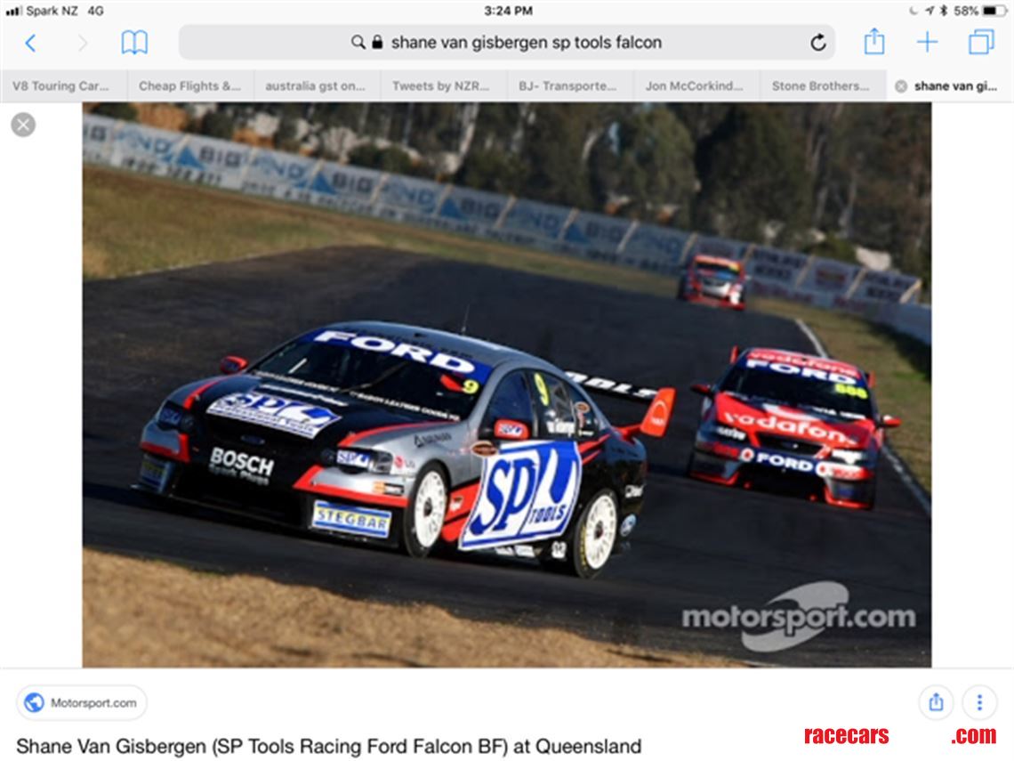 v8-supercar-x-scott-mclaughlin-shane-van-gisb