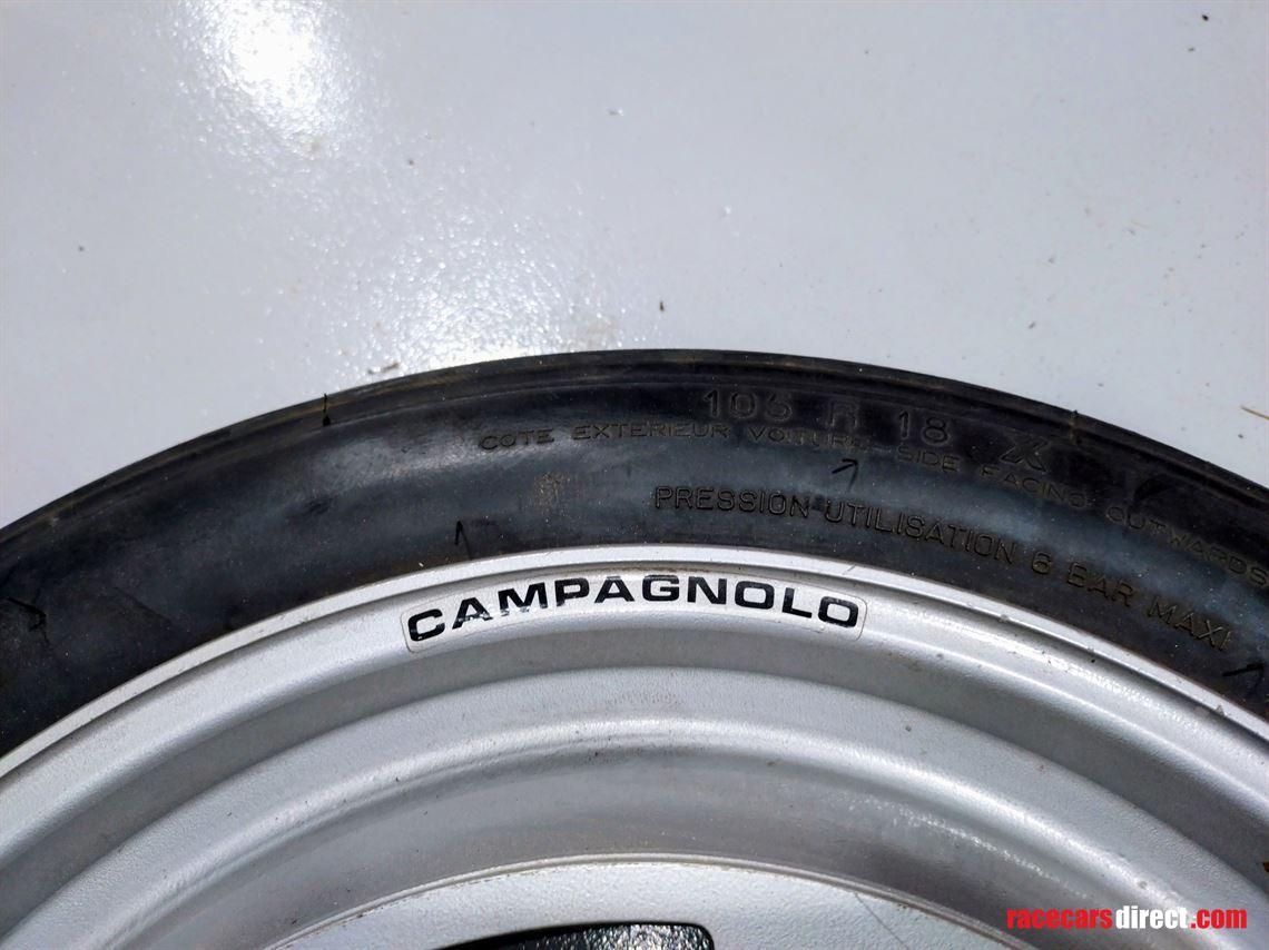 bmw-m1-complete-spare-wheel