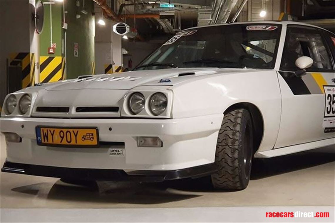 opel-manta-b-20e-1979---historic-race-car