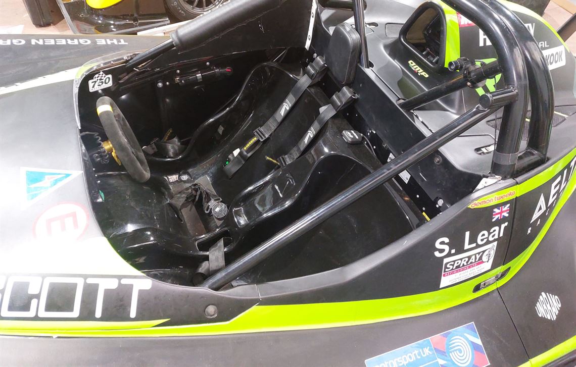 radical-sr1-rhd-0149-chassis-2021-ready-2-go