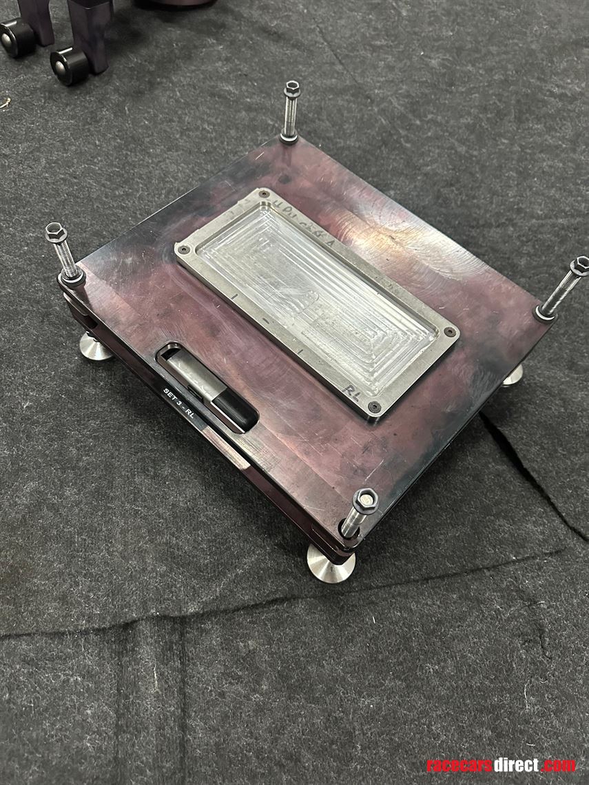 setup-kit-with-flight-case-for-amg-gt3gt4