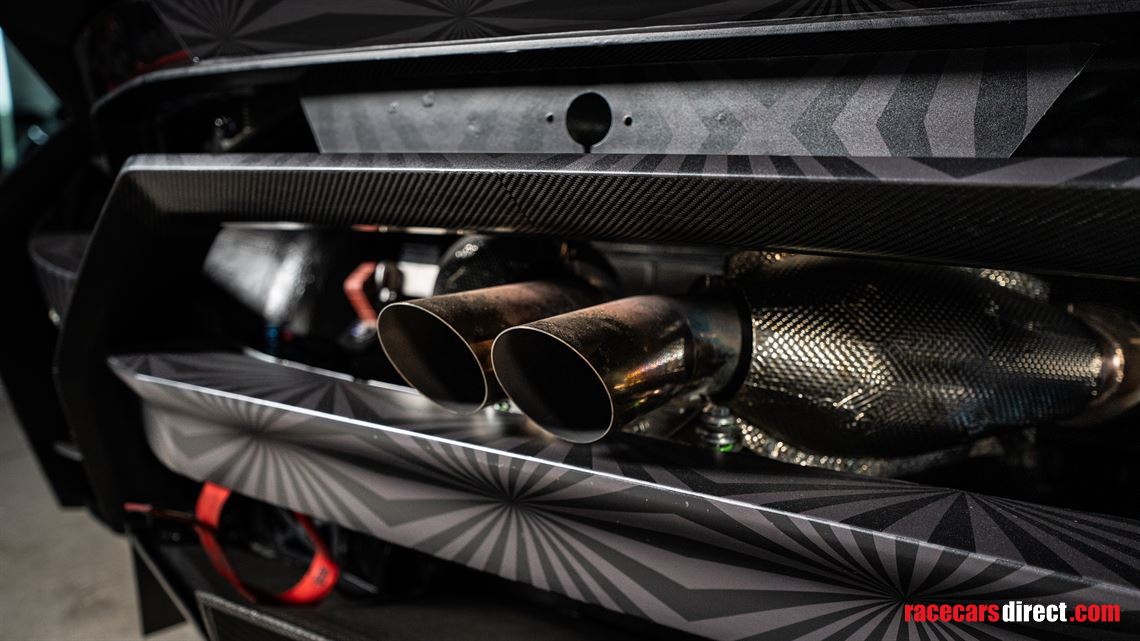 2015-lamborghini-huracan-super-trofeo-evo-upg