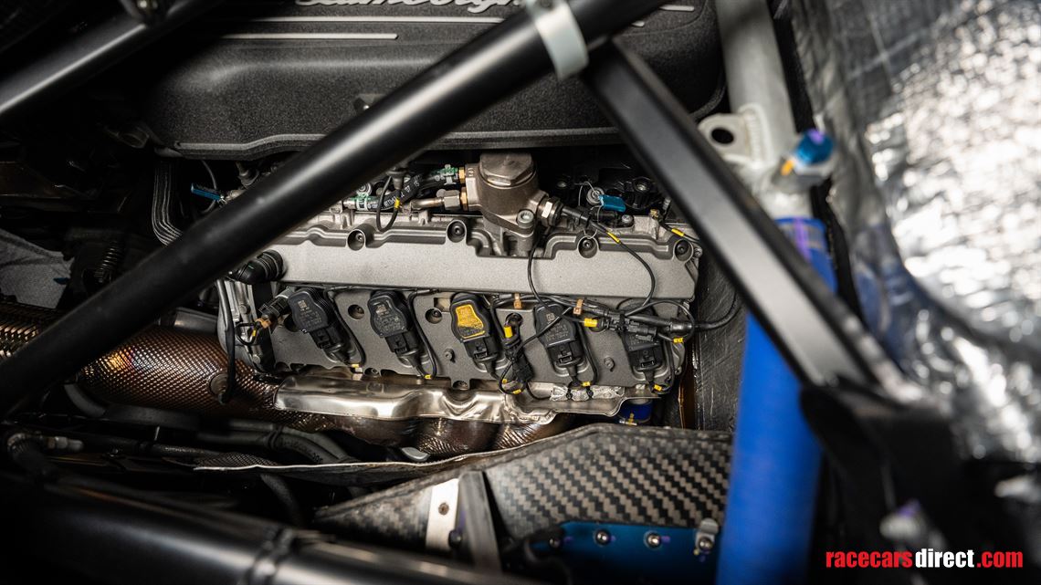 2015-lamborghini-huracan-super-trofeo-evo-upg