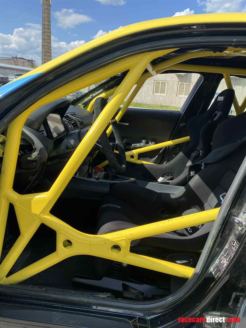 bmw-e87-v8-n62b44-drift-spec-with-fia-rollcag