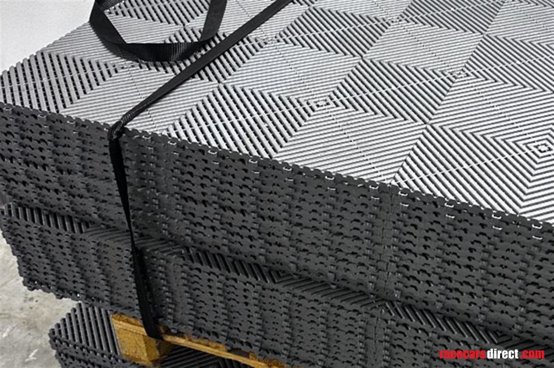 racefloor-flat-grey-alu-100m2